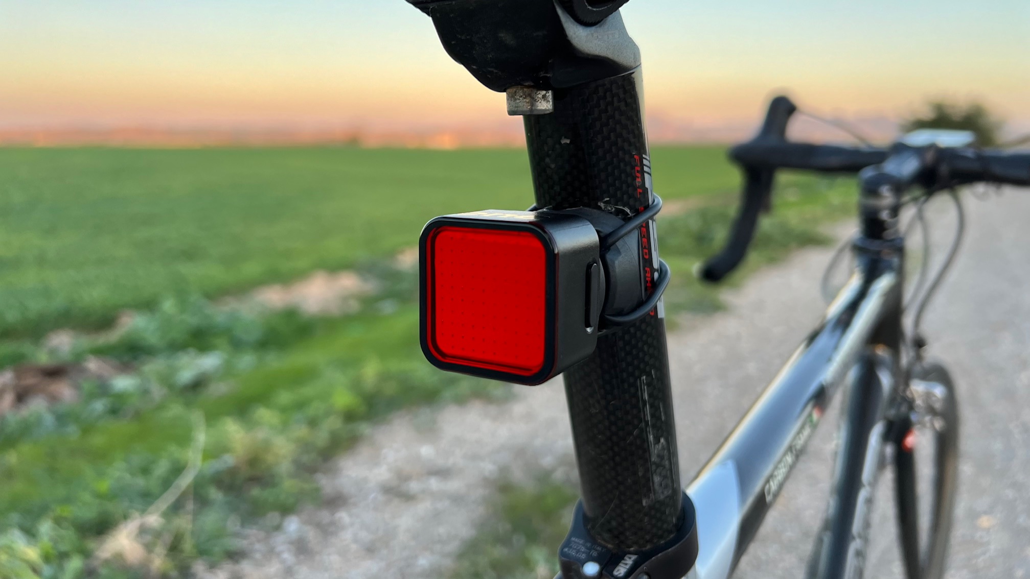 Magene l308 smart bike tail light review